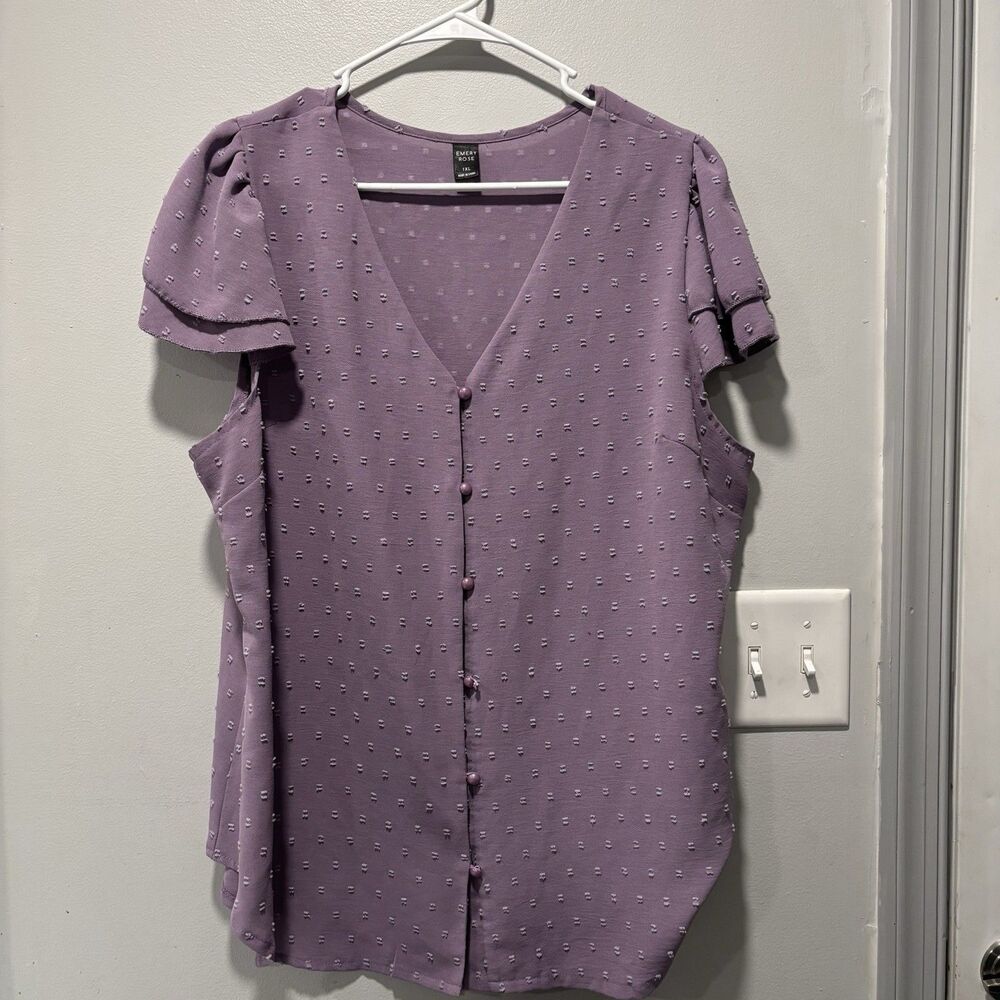 Emery Rose Women's 1XL Purple Textured V-Neck Button Front Flutter Sleeve